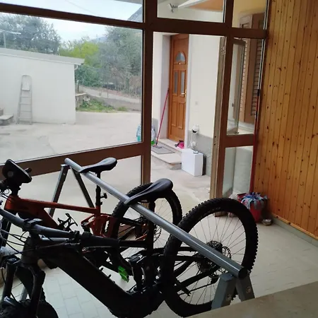Casa Lis E-bike Apartment Malcesine