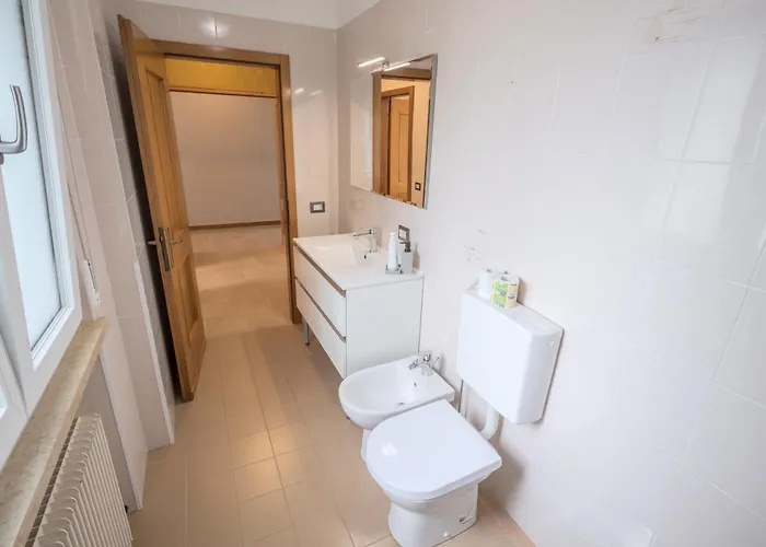 Casa Lis E-bike Apartment Malcesine